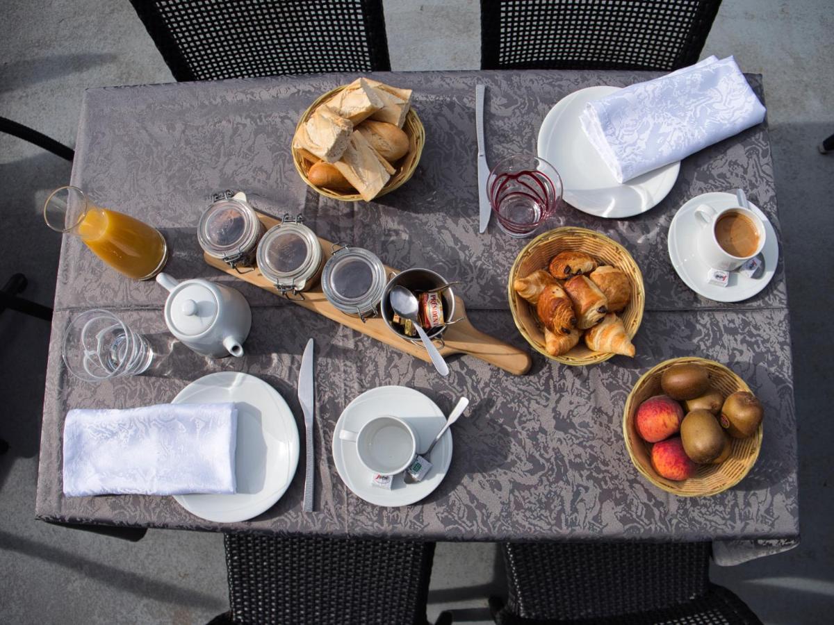 Le Champ Des Lys Hotel Amancey Екстериор снимка