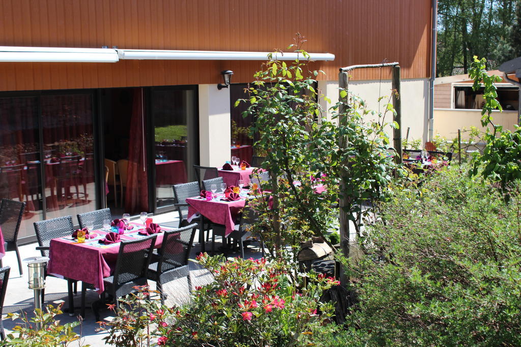 Le Champ Des Lys Hotel Amancey Екстериор снимка