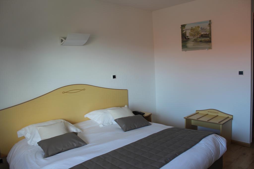 Le Champ Des Lys Hotel Amancey Екстериор снимка