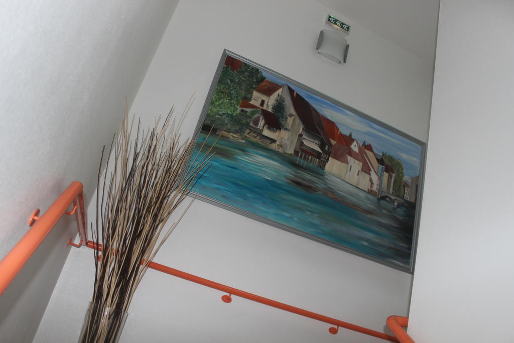 Le Champ Des Lys Hotel Amancey Екстериор снимка