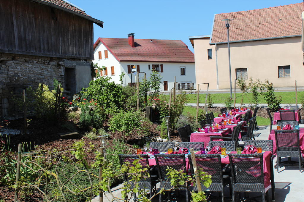 Le Champ Des Lys Hotel Amancey Екстериор снимка