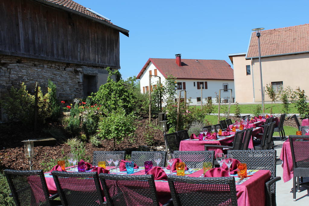 Le Champ Des Lys Hotel Amancey Екстериор снимка